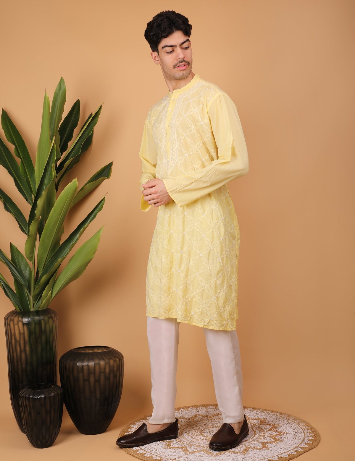 shwet men cotton yellow chikankari kurta - Handcrafted Chikankari embroidery, close-up detail. Premium quality fabric.