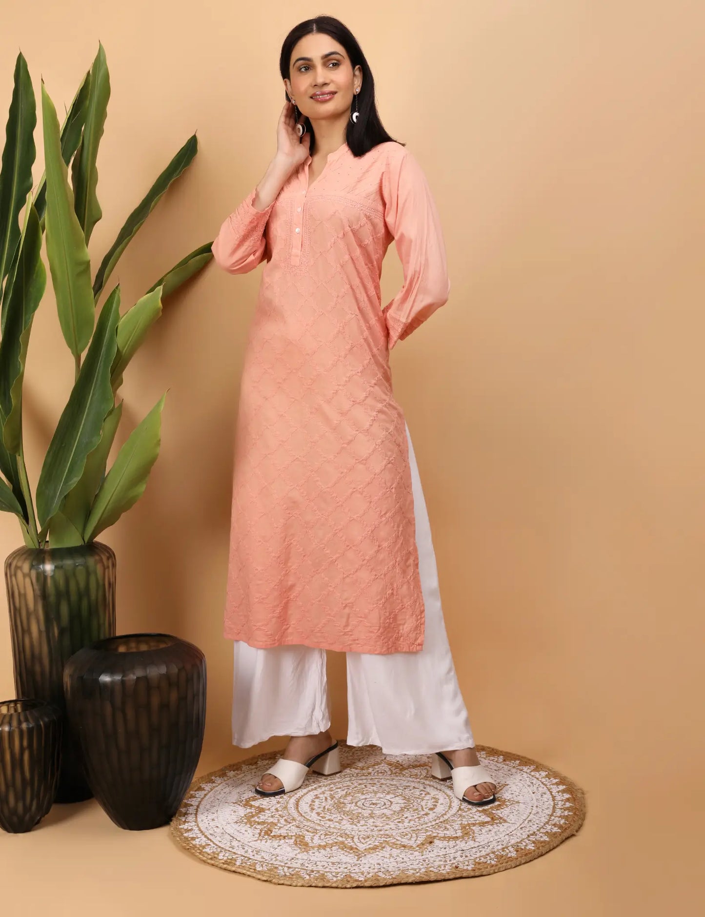 Shwet Artistry Shwet Women Peach Chikankari Kurta - Premium Chikankari Collection
