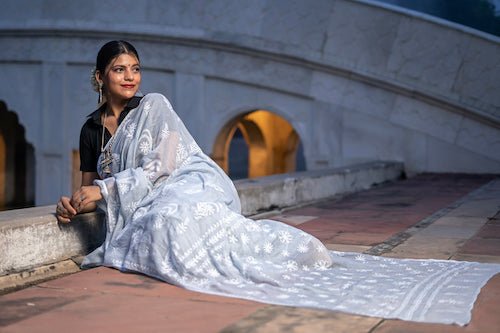 Shwet grey Kota Cotton Chikankari Saree - Handcrafted Chikankari embroidery, front view. Premium quality fabric.