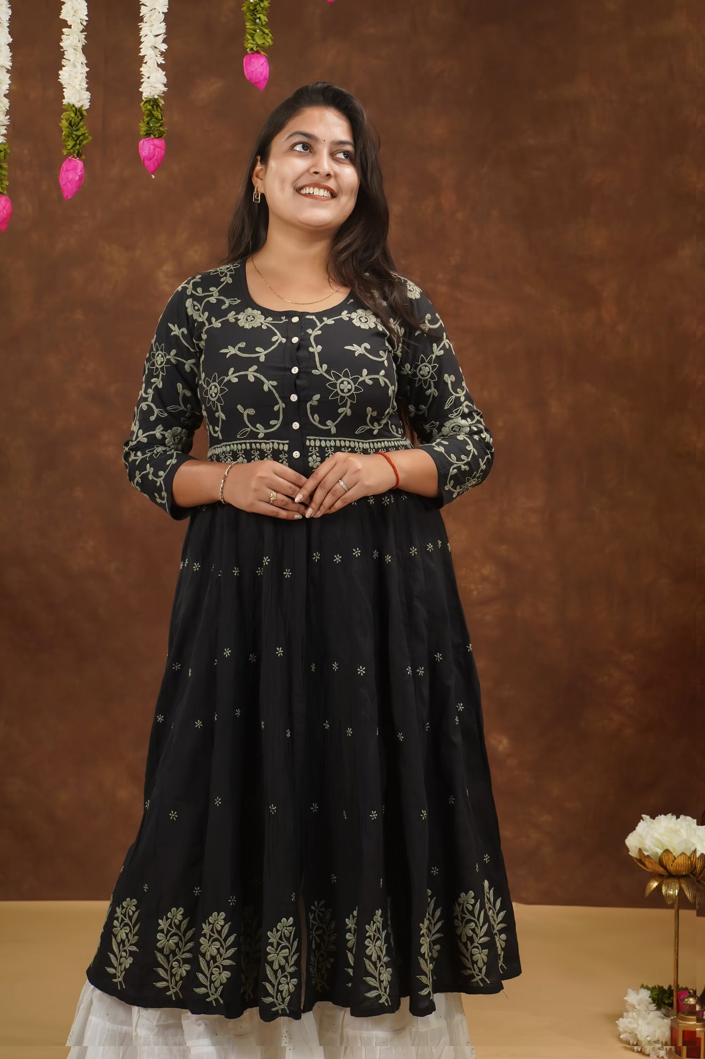 Shwet Women Hand Embroidered Black Chikankari Kali Kurta