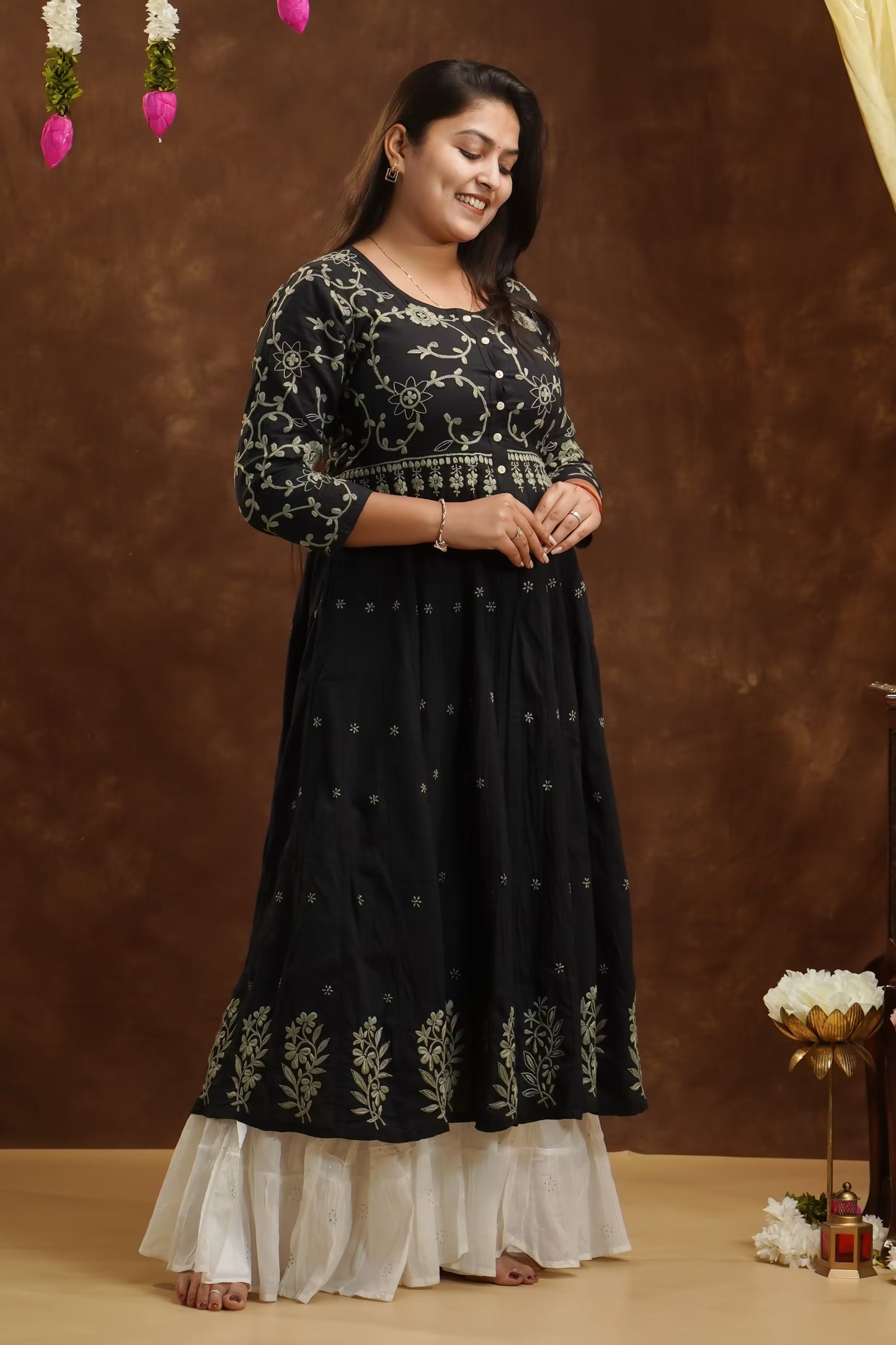 Shwet Women Hand Embroidered Black Chikankari Kali Kurta