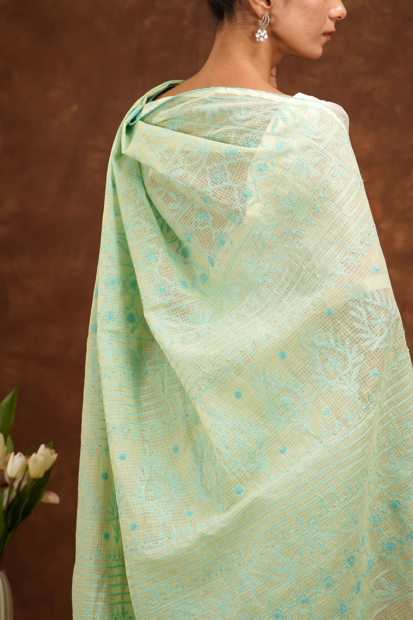 Shwet Women Light Green Hand Embroidered Kota Cotton Chikankari Saree