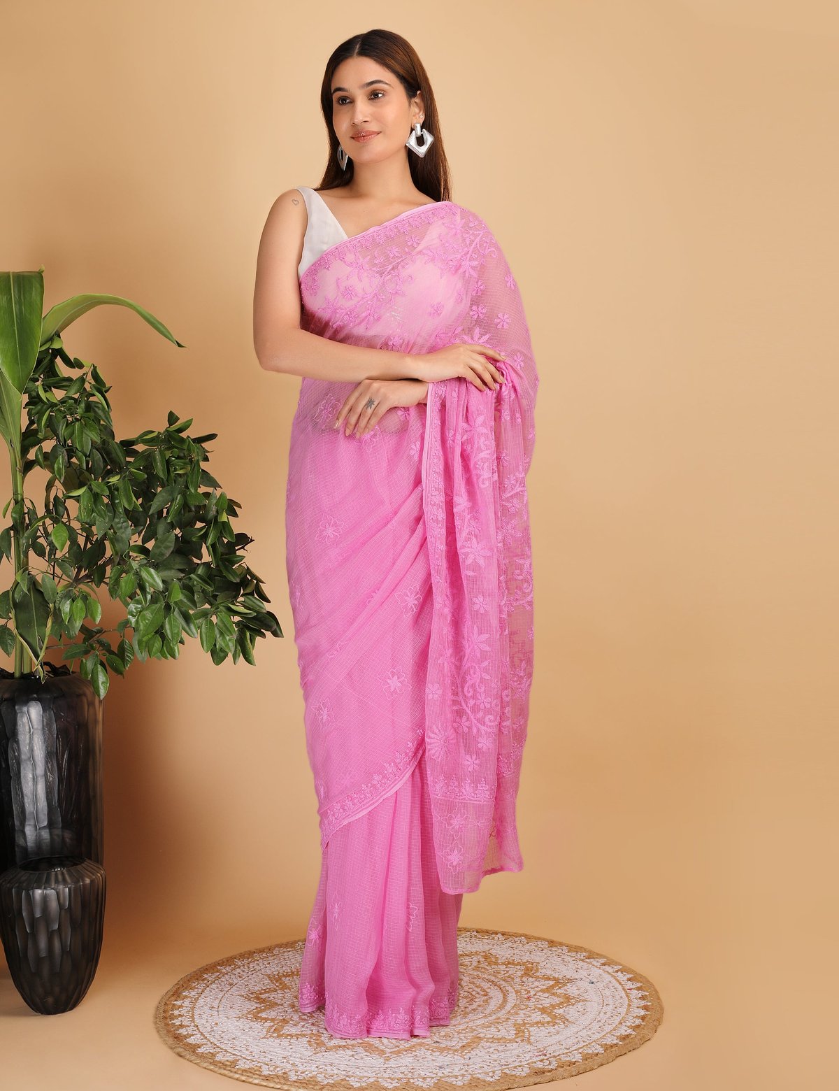 Shwet Magenta Kota Cotton Chikankari Saree - Handcrafted Chikankari embroidery, close-up detail. Premium quality fabric.