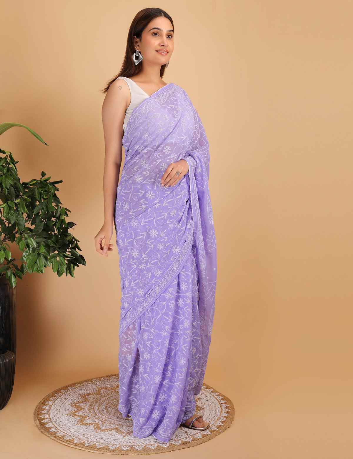 Shwet Move Georgette Chikankari Saree - Handcrafted Chikankari embroidery. Premium quality fabric.