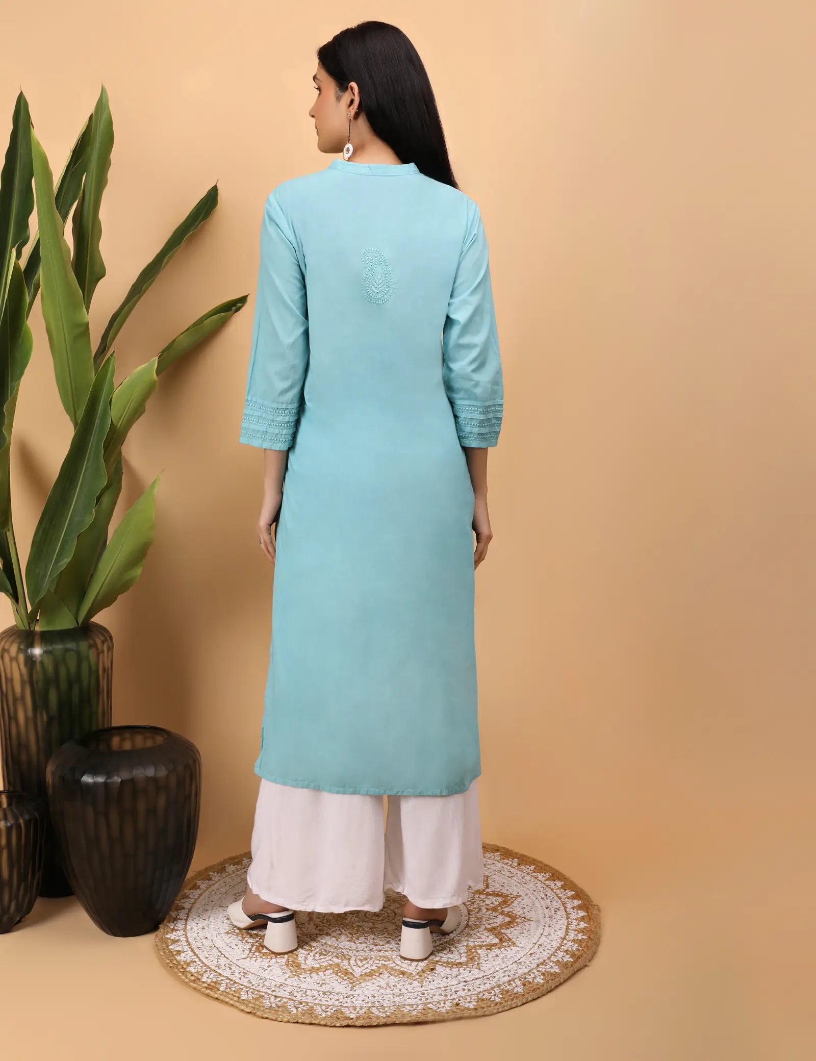 Shwet Artistry Shwet Women Cyan Blue Chikankari Kurta - Premium Chikankari Collection