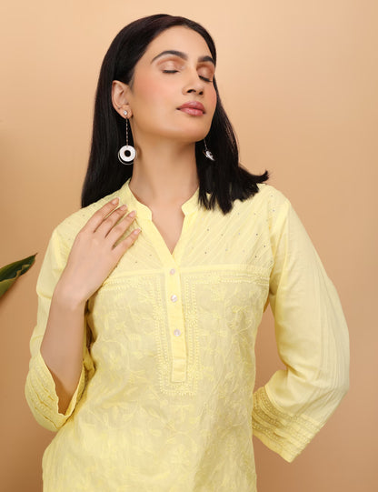 Shwet Women Yellow Chikankari Pintex Kurta