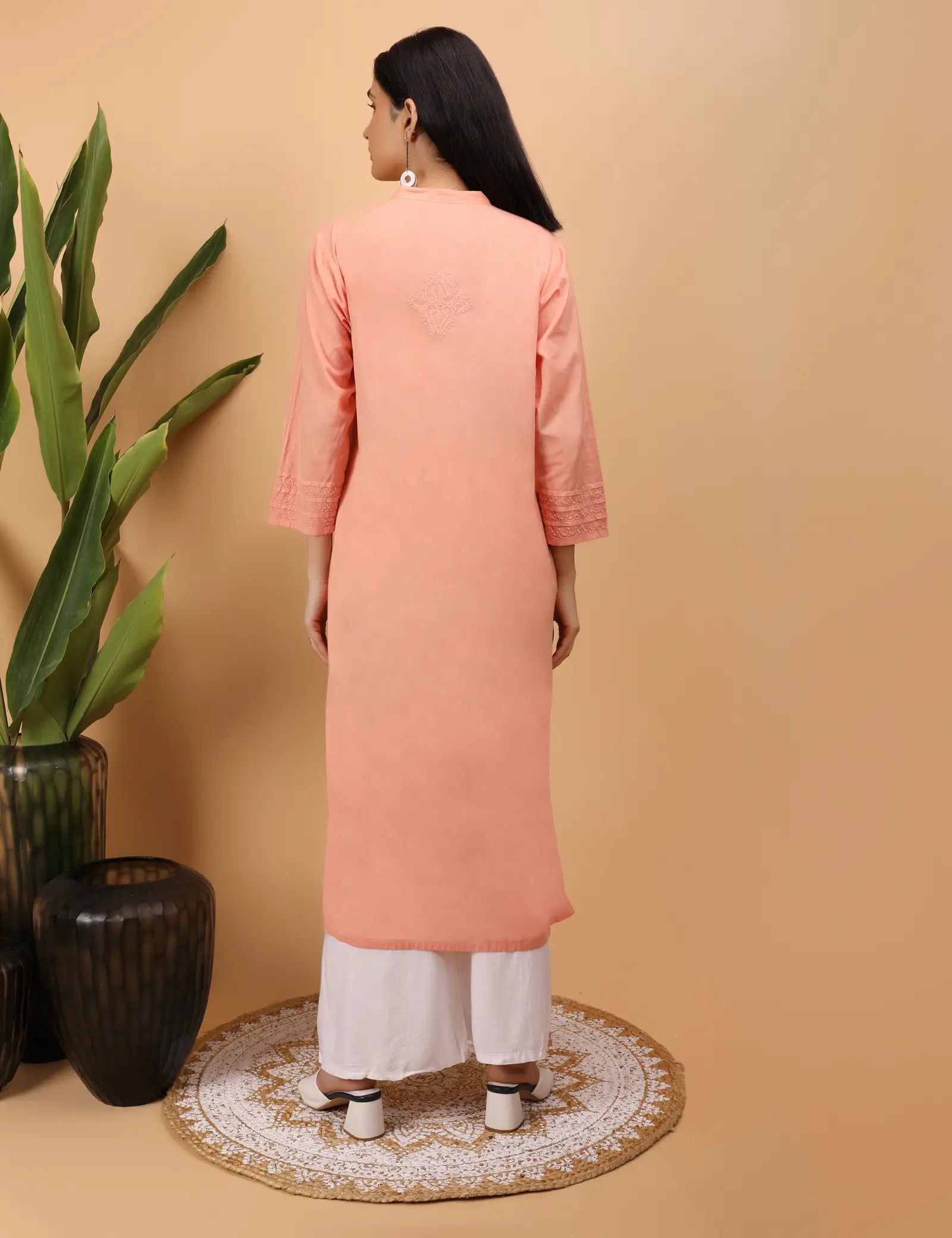 Shwet Artistry Shwet Women Peach Chikankari Kurta - Premium Chikankari Collection