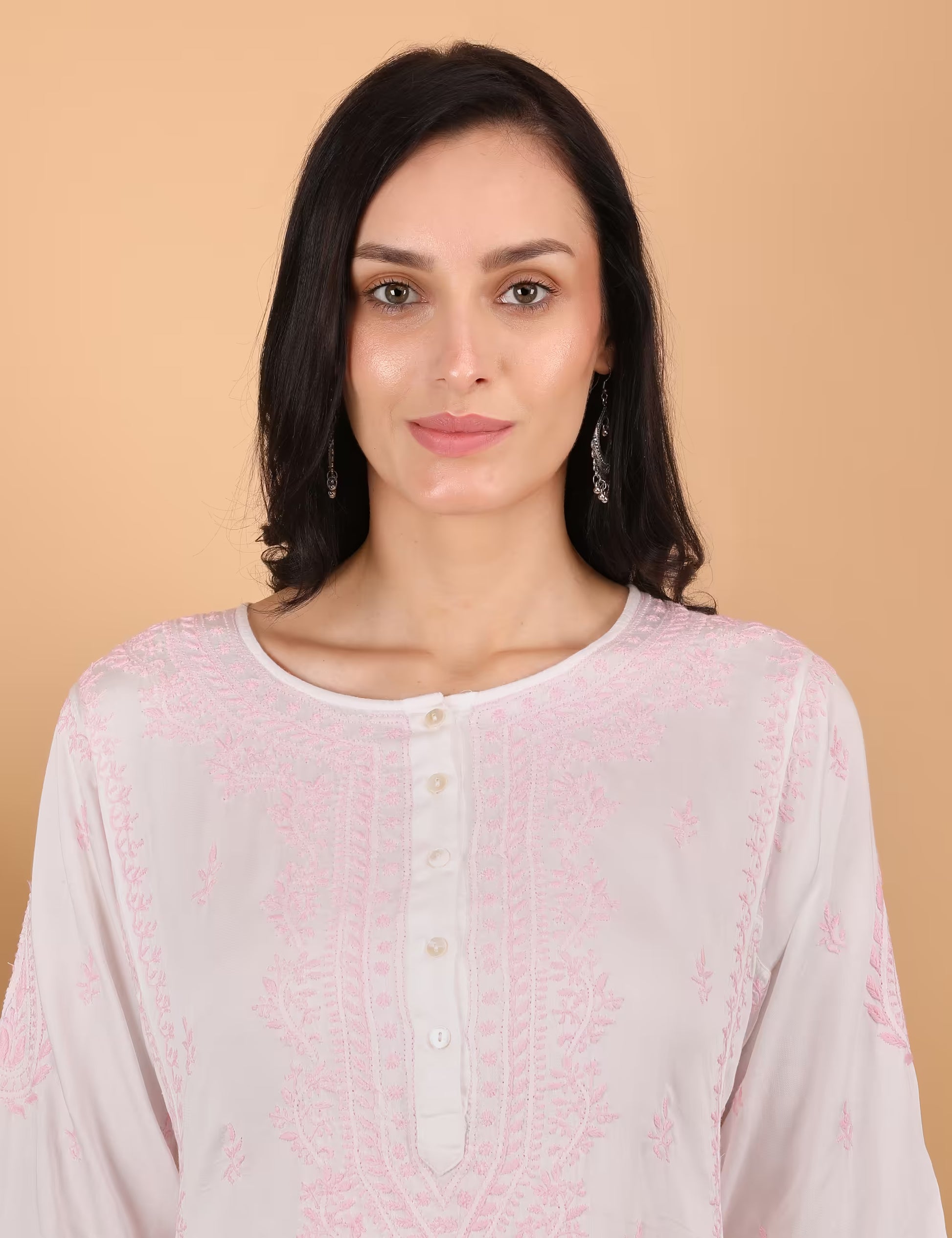 Shwet Women White Hand Embroidered Chikankari Jaipuri Kurti - Shwet Artistry