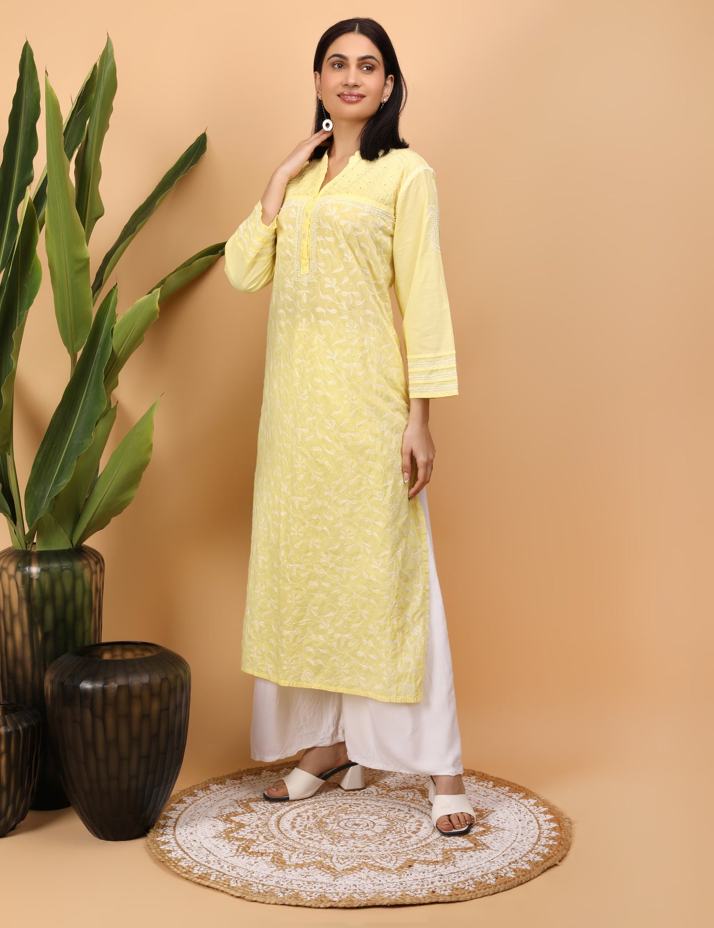 Shwet Women Yellow & White Hand Embroidered Chikankari Pintex Kurta