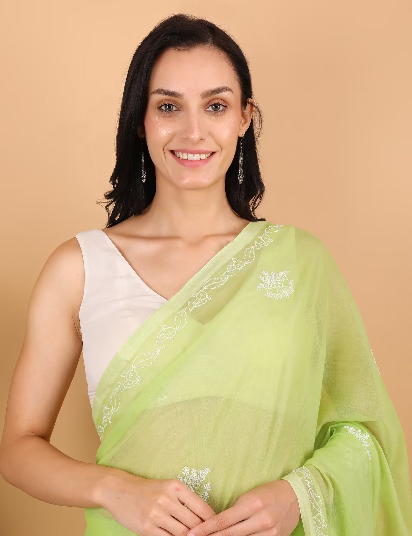 Shwet Women Green  Hand Embroidered Chikankari  Mulmul Saree - Shwet Artistry