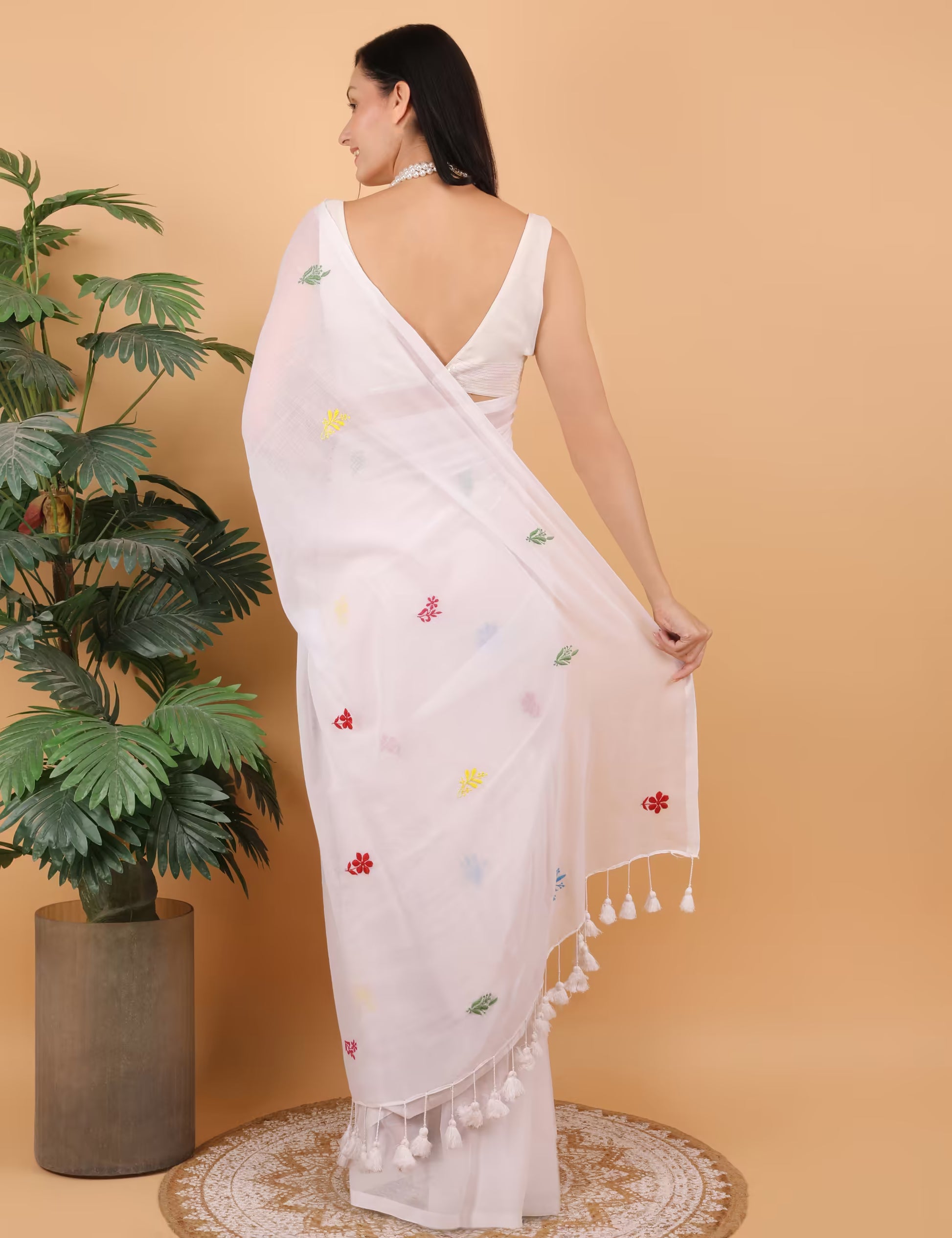 Shwet Women White  Hand Embroidered Chikankari  Mulmul Saree - Shwet Artistry