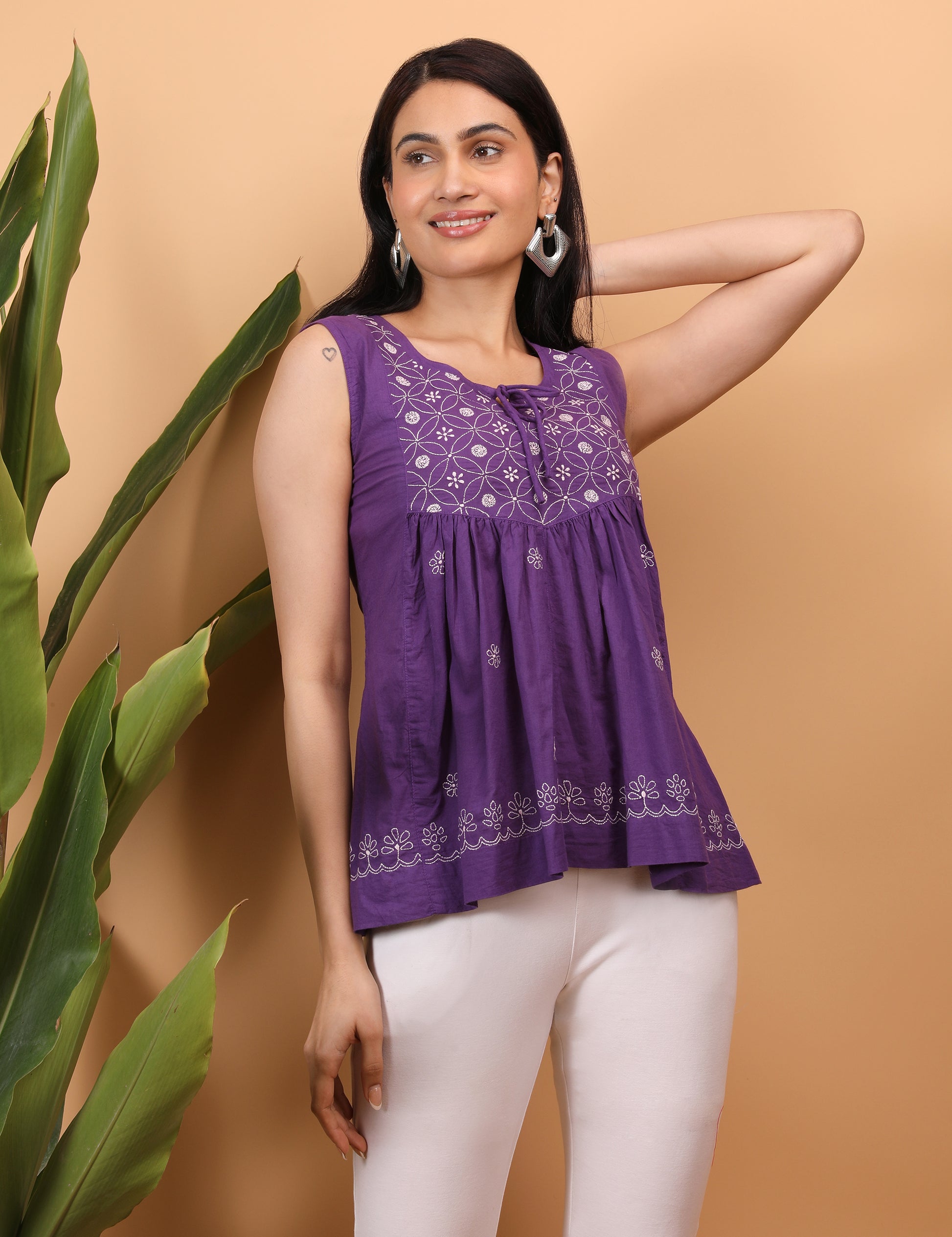 Shwet Artistry Shwet Women Purple Chikankari Sleevless Yoke Top - Premium Chikankari Collection
