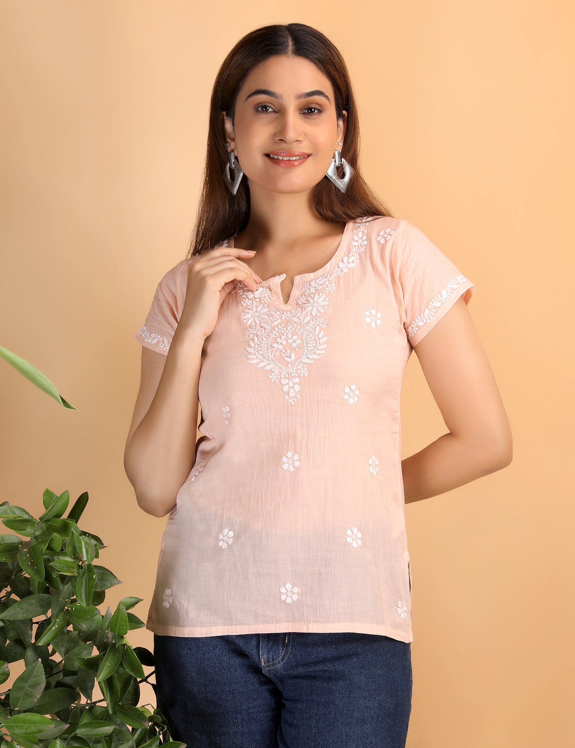 Shwet Artistry Shwet Women Peach Chikankari Cotton Short Top - Premium Chikankari Collection